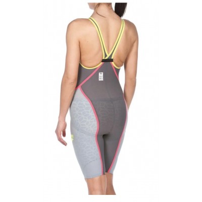 Комбінезон д/плав. Arena CARBON ULTRA CLOSE (2A313-546) розмір 28 Комбінезон д/плав. Arena CARBON ULTRA CLOSE (2A313-546) розмір 28