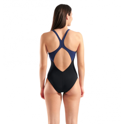 Женский купальник Arena FLOWING SWIMSUIT V BACK (010256-570) розмір 36