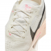 Кросівки бігові чоловічі Nike Zoomx Vaporfly Next Percent 3 (DV4129-103) розмір 38.5 (24см)