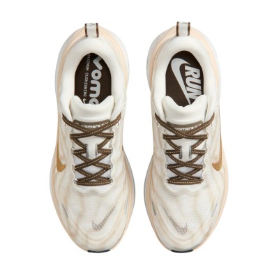 Кросівки Nike Vomero Plus (IQ0370-121) 44.5 (29 см) Кросівки Nike Vomero Plus (IQ0370-121) 44.5 (29 см)