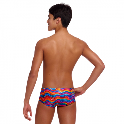 Дитячі плавки Funky Trunks Boy's Sidewinder Trunks Plastic Fantastic (FTS015B72370) розмір 26 (10-11 років) фіолетові